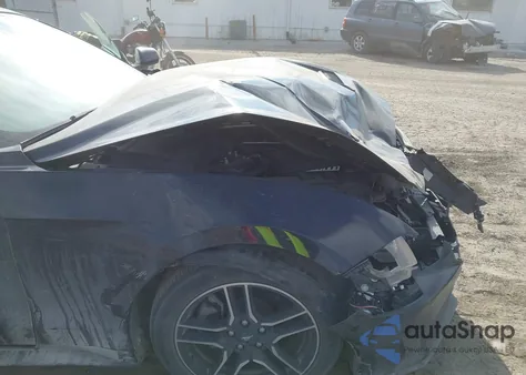 2021 Ford Mustang Ecoboost Premium z USA, uszkodzony, nr VIN 1FATP8UH2M5120209